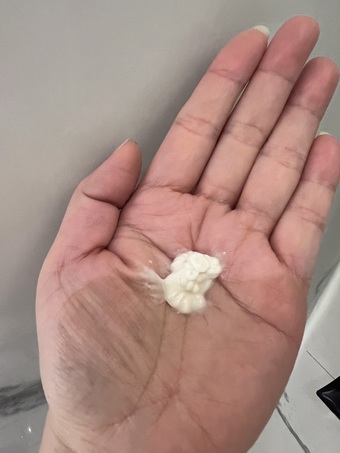 領取的試用小樣產品質地如下