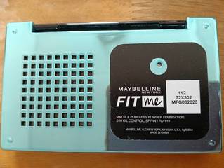 美膚研究生 - MAYBELLINE 媚比琳 反孔特霧全進化零瑕嫩粉餅 112 使用心得圖片