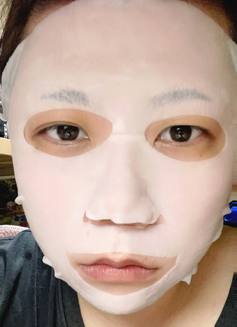 這是上完化妝水之後~ 這是上完化妝水之後~