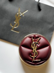 芋兒媽咪 - YSL 聖羅蘭 恆久完美霧光氣墊粉餅SPF23/PA++ 20 使用心得圖片