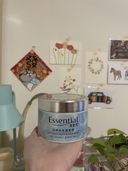 莎莉莉 - Essential 逸萱秀 羽感絲柔護髮膜 使用心得圖片