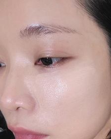 Jk娜比 - COSME DECORTE 黛珂 禪 光感恆潤粉底液 使用心得圖片