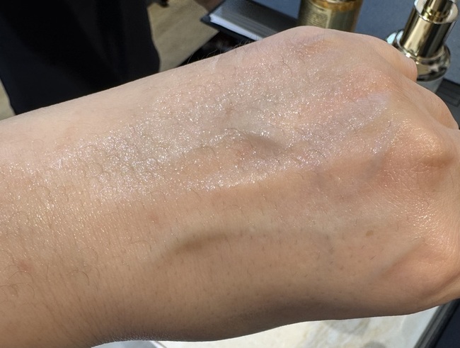 專櫃櫃姐大器的擦拭體驗