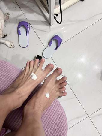 小妞妞一家有點緊張第一次出場