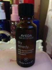 妮可 - AVEDA 肯夢 深層保濕精華油 使用心得圖片