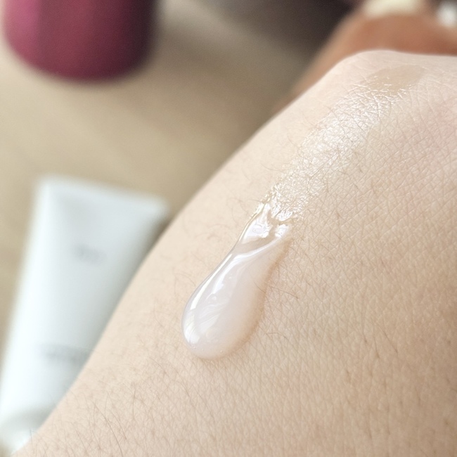 清潔其他臉部的妝就用卸妝蜜
