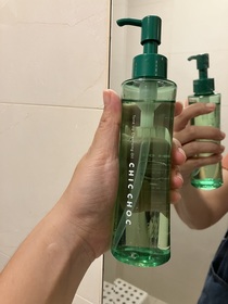 yabe94 - CHIC CHOC 奇可俏可 植萃舒活潔顏油 使用心得圖片