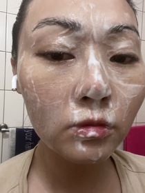 Jie Keung - SENKA 專科 超微米胺基酸溫和潔顏乳 使用心得圖片