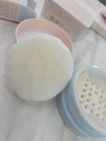 心心824 - SOFINA 蘇菲娜 透膚感控油襯粧蜜粉 使用心得圖片