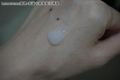 粉粉櫻桃子 - LANOCRÉME 蘭儂 麥蘆卡蜂蜜賦活精華 使用心得圖片