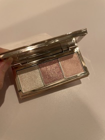 winnieyen - PAUL&JOE 巴黎女伶限量三色眼影盤  002 卓丹 使用心得圖片