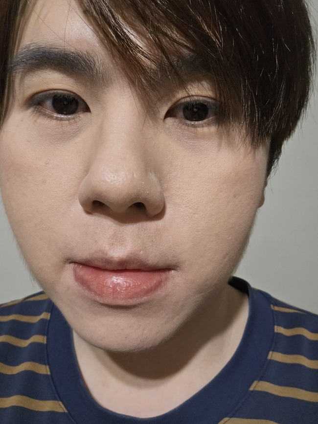 可能會影響到整個妝效就供參吧