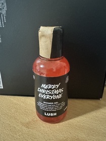 nanaco26 - LUSH 共度佳節沐浴露 使用心得圖片