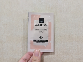 傻~孩子 - Avon 雅芳 超能穩膚乳霜 使用心得圖片