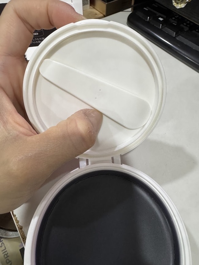 img盒中附上挖勺