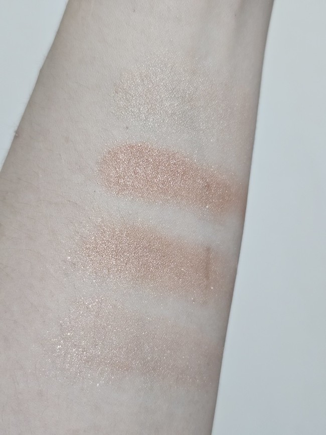 右邊是有細碎亮片光澤頗囂張