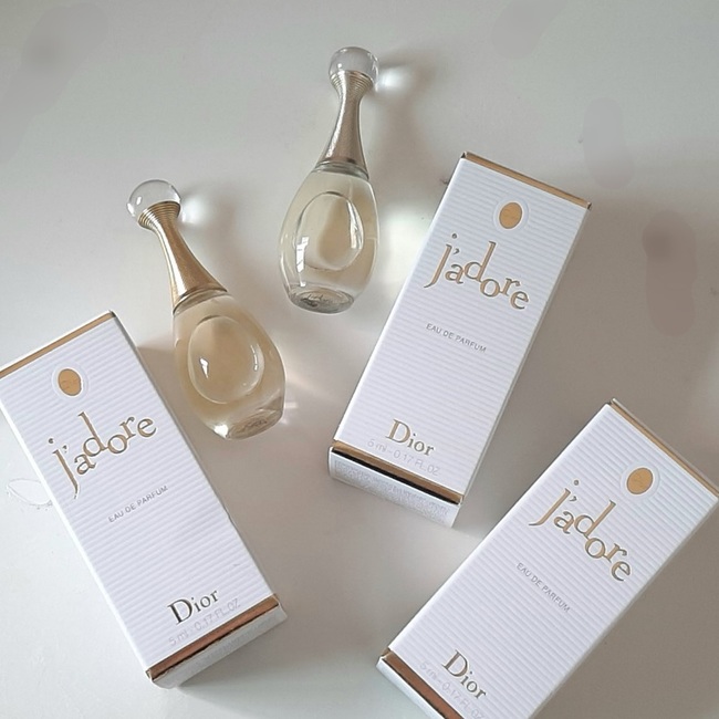 正貨的瓶子早已用光也回收去了～