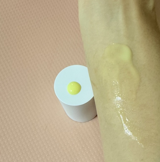 款擦起來很舒服沒有任何刺痛感～