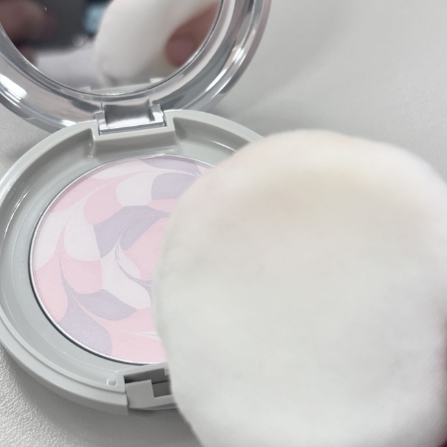 柔軟型的小部位按壓補妝可以