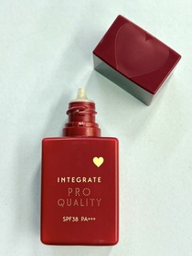 Amy0725 - INTEGRATE 櫻特芮 光透無瑕美肌粉底液SPF38 / PA+++  OC10 明亮色 使用心得圖片