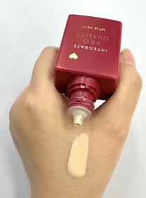 Amy0725 - INTEGRATE 櫻特芮 光透無瑕美肌粉底液SPF38 / PA+++  OC10 明亮色 使用心得圖片