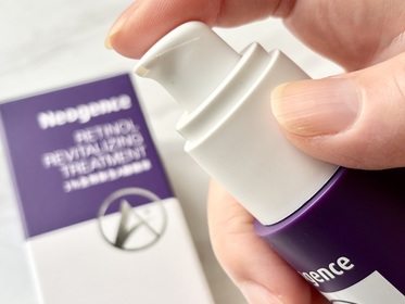 CIAO/CIAO - Neogence 霓淨思 1%全效逆時A醇精萃 使用心得圖片