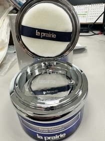 nanaco26 - la prairie 魚子精萃•奢華絲柔蜜粉 使用心得圖片