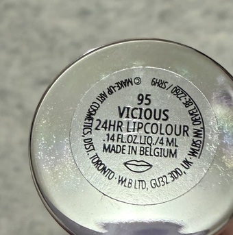 甜味還有一點水彩顏料味🎨🤔