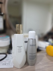 月月安-VVN - Darphin 朵法 深海翡翠蘊活前導精粹 使用心得圖片