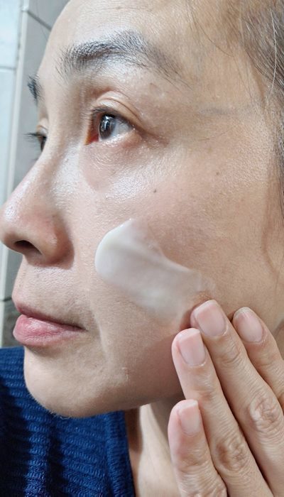 續清潔底妝感覺卸的還挺乾淨
