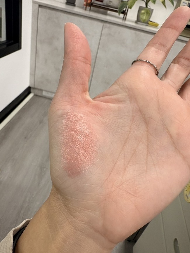 式不對我覺得水光感不大