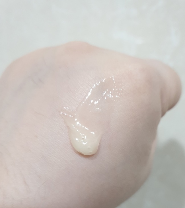 蜂膠的味道感覺好好吃誤🤣