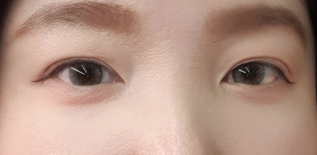 前眼下細紋上妝後蠻明顯的