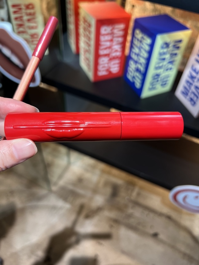 妝師介紹這款睫毛膏是新升級配方