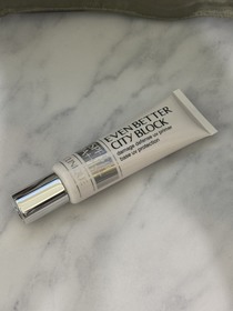 Dong Dong - CLINIQUE 倩碧 勻淨亮膚UV隔離乳 SPF 45 / PA +++ 使用心得圖片