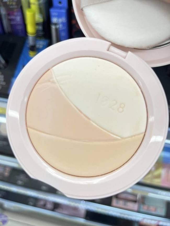 色實際上臉全妝會再去買粉紅色