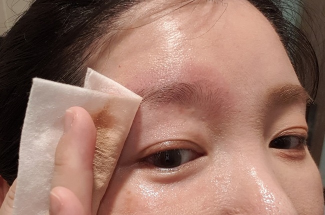 微敷個秒再擦拭就很乾淨了