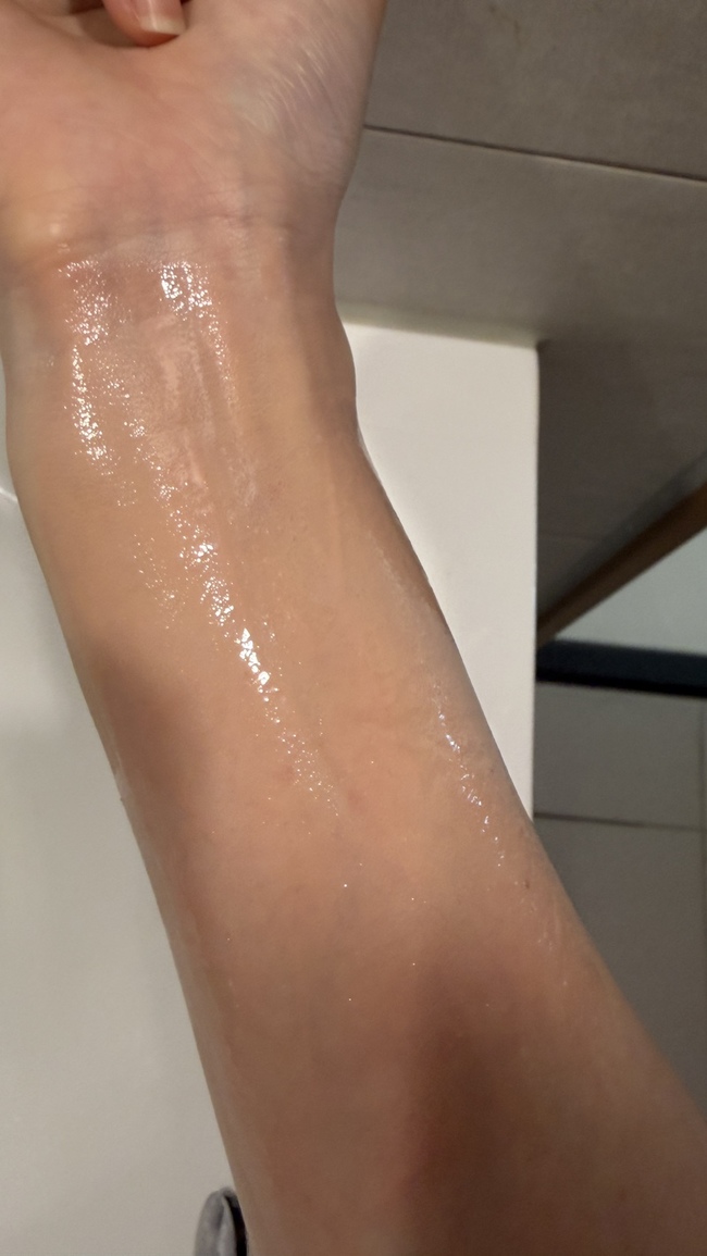 上在臉上也會脫妝就不管他了