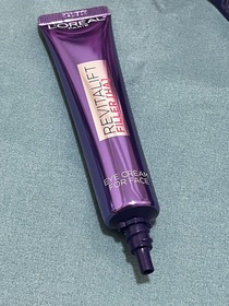 22553777 - L'OREAL PARIS 巴黎萊雅 玻尿酸眼霜級撫紋精華霜3.0 使用心得圖片