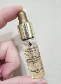 何妮妮 - GUERLAIN 嬌蘭 皇家蜂王乳平衡油精華 使用心得圖片