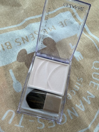 img淺淺的粉白色
