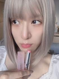 🌹✝️Celine - DIOR 迪奧 迪奧癮誘粉漾潤唇膏 #000 UNIVERSAL CLEAR透明色 3.5g NT$1,400  使用心得圖片