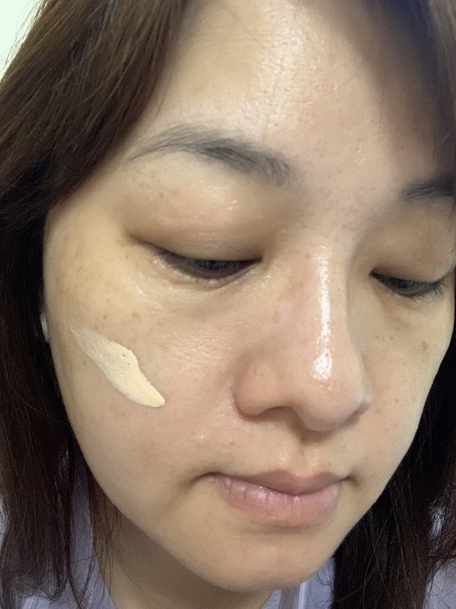 好推勻是沒錯但是遮瑕很普通啊