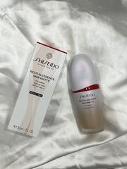 Xinyi1119 - SHISEIDO 資生堂國際櫃 超聚光持久霧光粉底精華 220 棉麻白 使用心得圖片