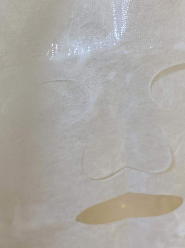 珍珠紙這一面可以直接拿掉