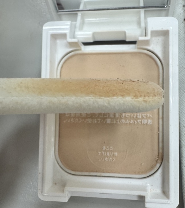 用自帶的粉撲有點普通
