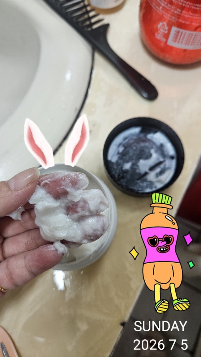 香木質的味道但真的好香🤩