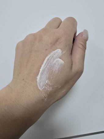 質地很像乳液好推好香阿 質地很像乳液好推好香阿