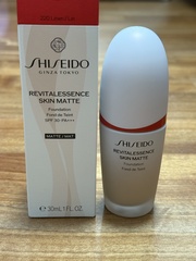 Linda320 - SHISEIDO 資生堂國際櫃 超聚光持久霧光粉底精華 220 棉麻白 使用心得圖片