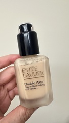 Chacha231 - Estée Lauder 雅詩蘭黛 粉持久極致完美持妝粉底SPF10/PA++ 1C0 使用心得圖片
